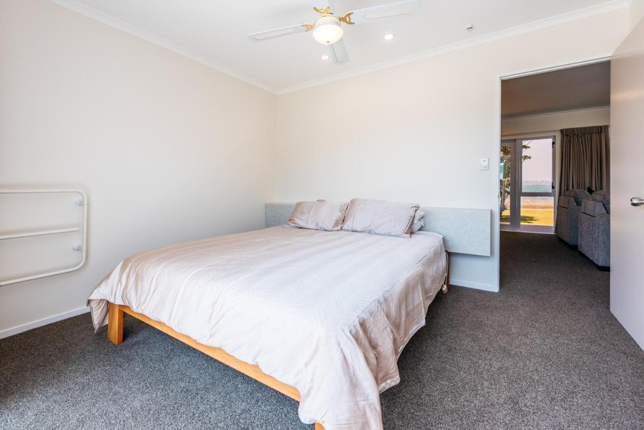 Number Six - Oneroa Holiday Home エクステリア 写真